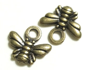 Honey Bee Charms - 10x11mm - Antique Bronze or Antique Silver Finish - Select 50 or 100 Charms