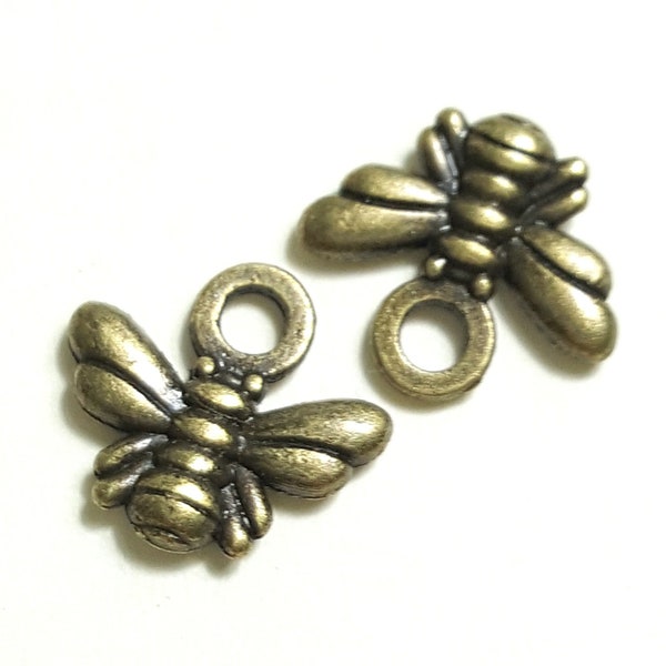 Honey Bee Charms - 10x11mm - Antique Bronze or Antique Silver Finish - Select 50 or 100 Charms