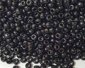 8/0 Miyuki Rocaille Seed Beads, Black Opaque #401, 20 Grams
