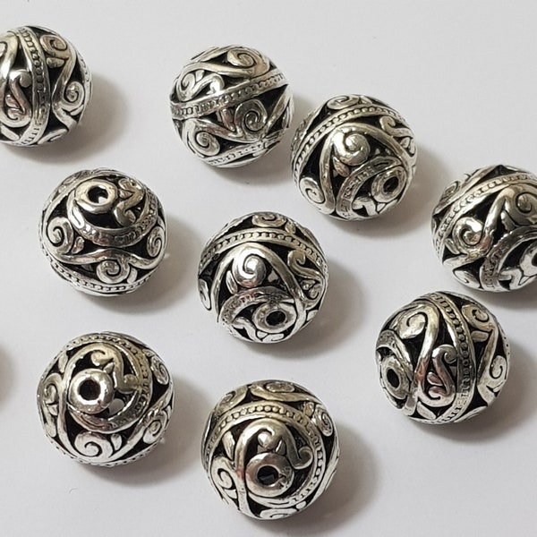 Perles en métal rondes argent antique de style tibétain 14 mm - 10 perles