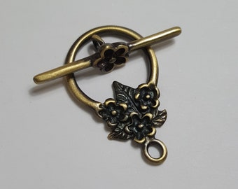 Antique Brass 3 Flower Toggle Clasp, 32x20mm,  Bar: 27mm, 5 Sets