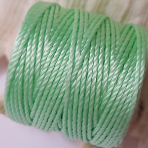 S-Lon TEX400 Bead Cord - Superlon Bead/Knotting Cord, Macrame, Kumihimo, Braiding Cord - 35 Yard Spool -  Mint Green  (TEX400-PMG)