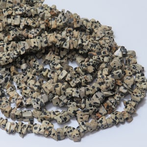 4~8mm x 2~5mm Natural Dalmation Jasper Chip Beads - 35&quot; Strand