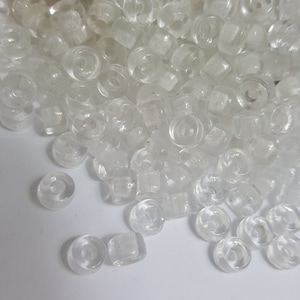 6 x 4 mm tschechische Pony Roller Perlen, 2 mm Loch, Klar, 50 Perlen