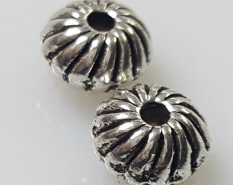 6 x 4 mm antiksilverfärgade runda pärlor - Välj 20 eller 50 pärlor