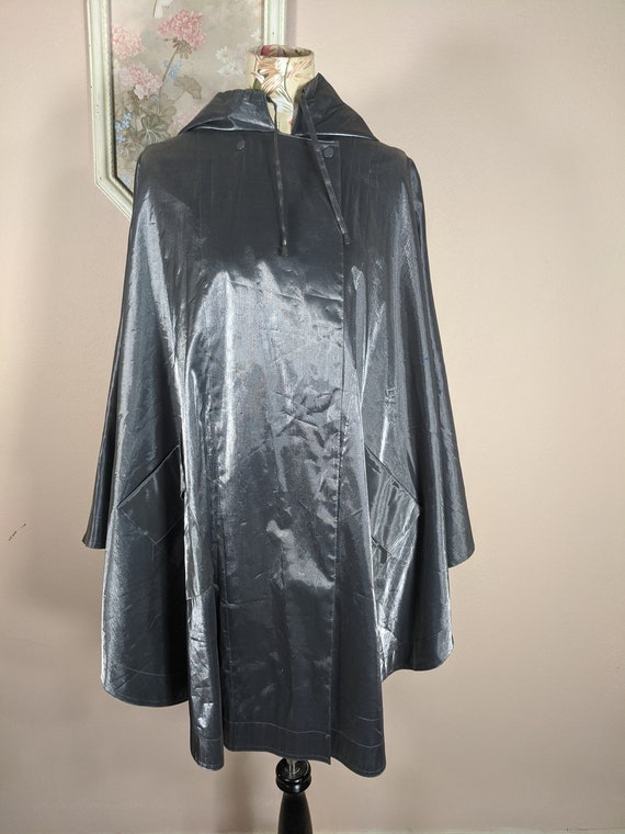 Vintage Carol Cohen Gray Short Cloak OSFM