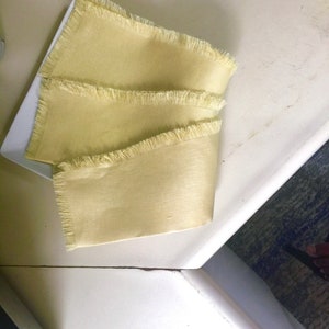 Easter Napkins |Yellow linen napkins | Fringed Edges Napkins | Spring Napkins | Fabric Napkins