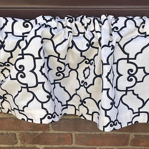 Black and white Window Valance | Window Toppers| Toile Valance |Country Curtains |Cottage Curtain.