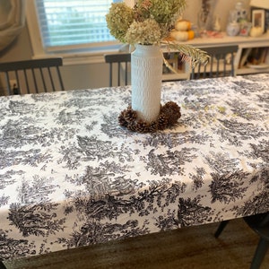 Toile Tablecloth| Black and White Tablecloth| Holiday Tablecloth