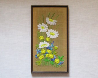 Large Vintage Crewel Embroidery Finished Crewel Retro Wall Hanging Framed Crewel Daisy & Wildflowers Floral Crewel Embroidery
