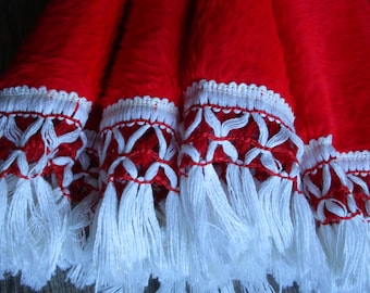 Vintage Christmas Tree Skirt Furry Red Fringed Tree Skirt