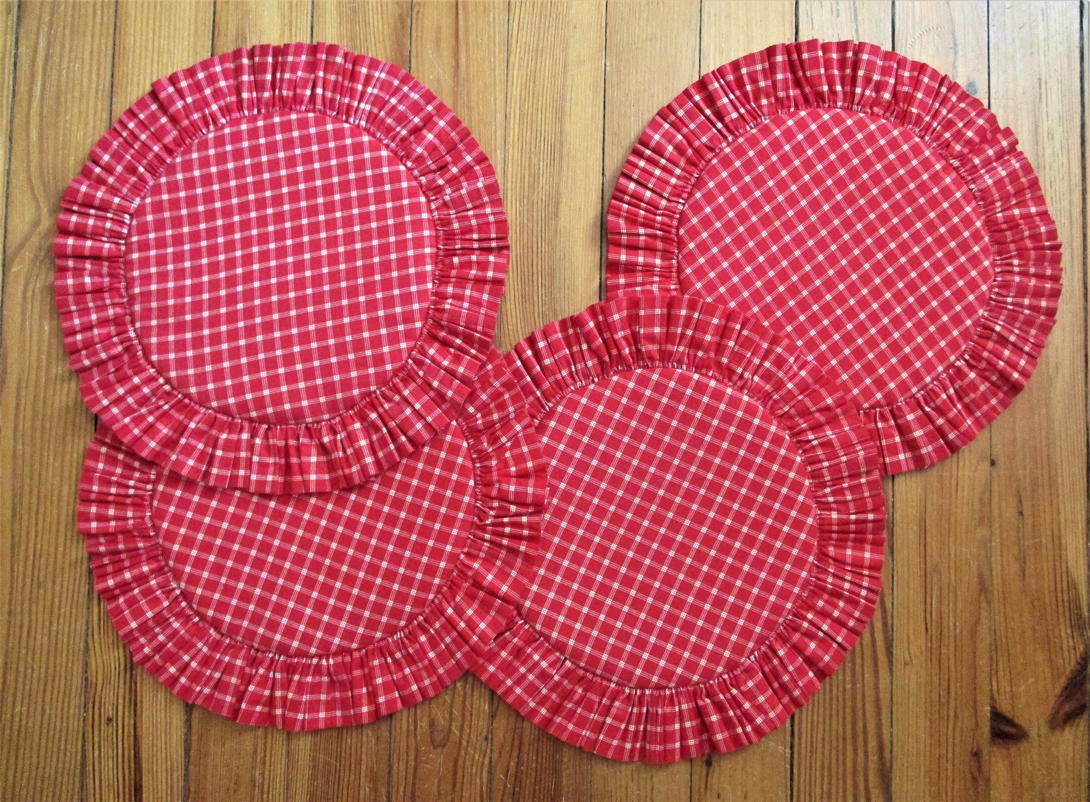 Handmade Placemats Ruffled Red Plaid Round Country Placemat Etsy