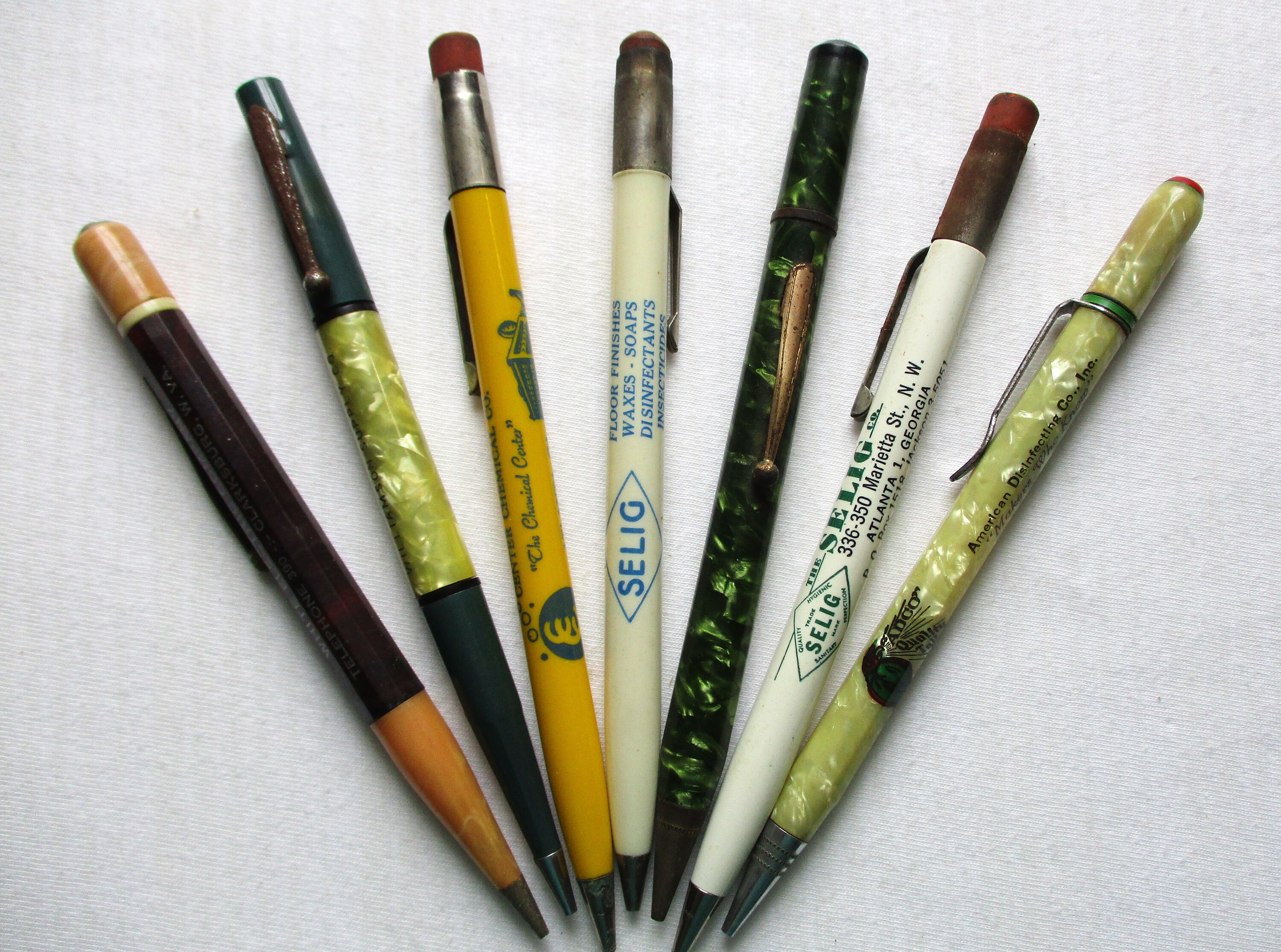 Empire Vintage Colored Wax Pencil Crayons Made in Korea Twist Plastic Crayon
