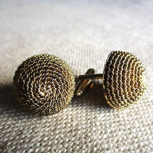 Shields Fifth Avenue Concentric Circle Cufflinks Gold Vintage Round Dome Cufflinks Gold Cufflinks