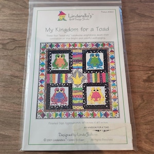 Linderella's My Kingdom for a Toad Quilt Pattern 40x40" Wallhanging Frogs Toads