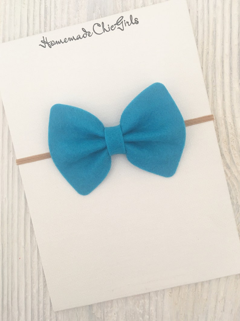 Felt bow headbands Big hair bows You choose color Newborn headband Pinch hair bows Maddie pinch bow Baby accessories Baby bows