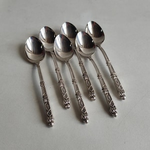 French vintage / antique silver plated, set of 6 mocha / small / tea / spoons, circa 1910s.