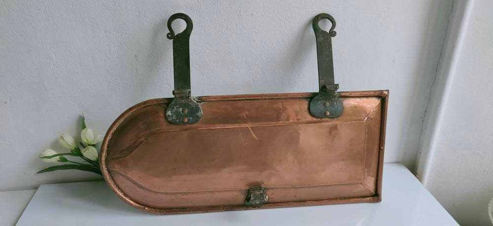 Antiquaire Français Fait à La Main, Plateau d'égouttement en Cuivre, Martelé Main avec Doublure d'ét
