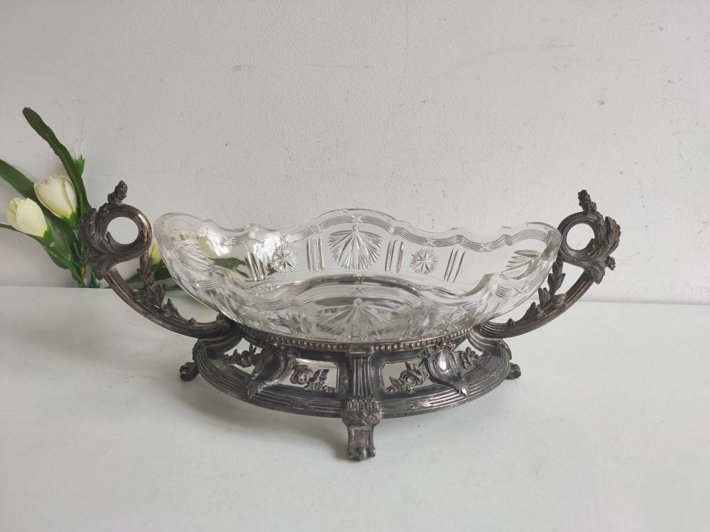 Plat en Cristal Français Antique avec Base Métal Argenté, Design Décoratif Louis Xvi/Xv, Vers 1900.