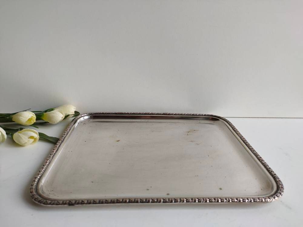 Plateau Oblong avec Garniture Ornée et Coins Arrondis, Français Argenterie Vintage, Vers Le Milieu D