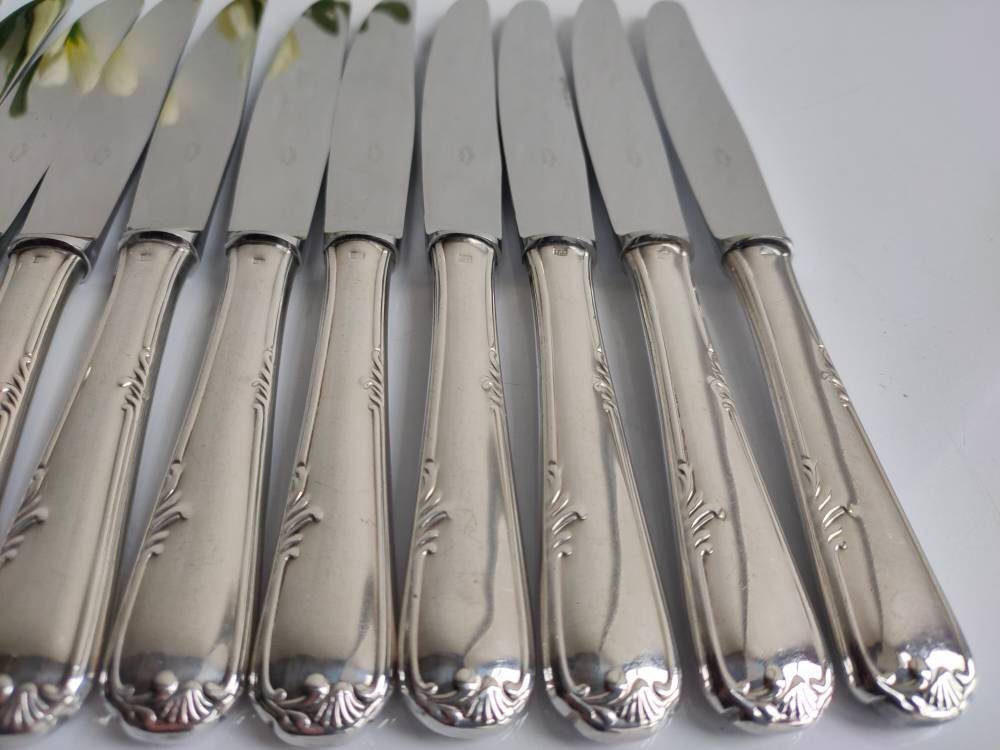 French Vintage, Silver Plated Knives, Set of 6 in Art French Vintage, Silver Plated Knives, Set of 6 in Art