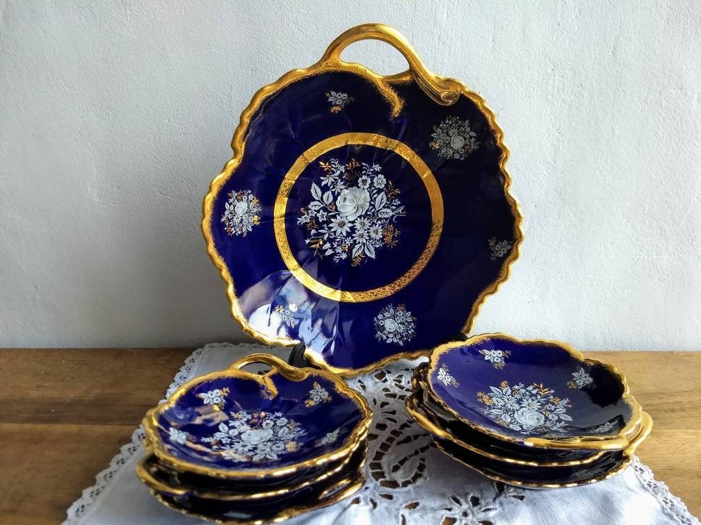 Français Vintage, Revol St Uze, Porcelaine Bleu Foncé et Or, Style Sèvres, Service Dessert, Made in 