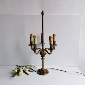French vintage bronze, large and heavy table lamp, Louis XV, antique style, circa mid century.