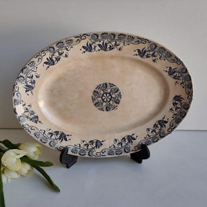 French antique ironstone oval platter, Sarreguemines Roxane blue transfer ware pattern, circa 1900.