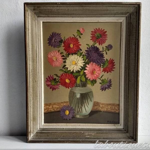 Français / Peinture à l’huile sur toile vintage italienne de chrysanthèmes en vase, signée pour P Dolzan, vers les années 1930.