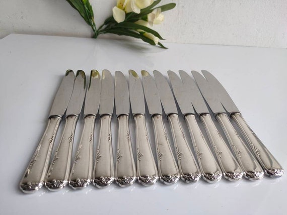 French Vintage, Silver Plated Knives, Set of 6 in Art French Vintage, Silver Plated Knives, Set of 6 in Art