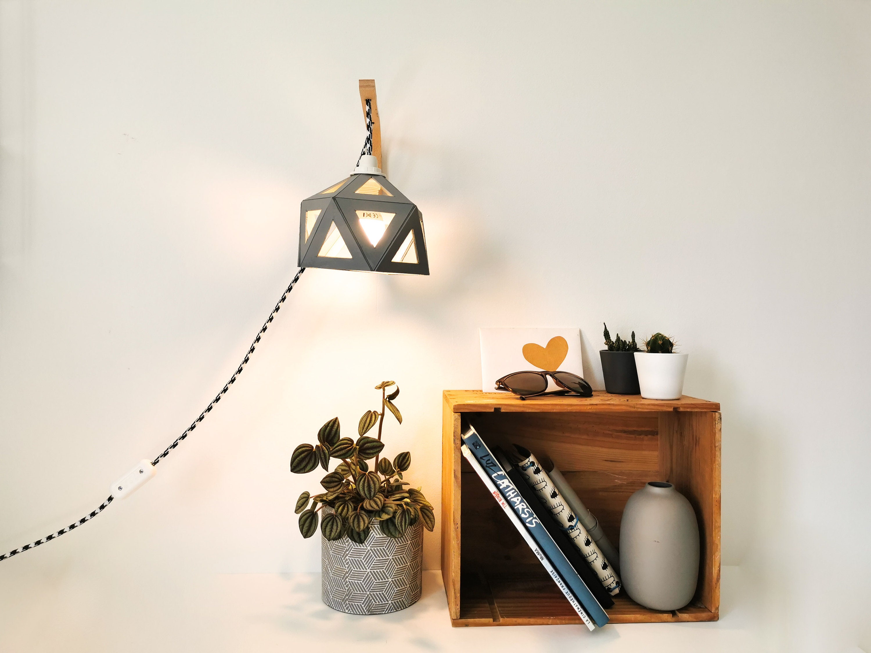 Applique Murale Origami Gris - Leewalia Lampe de Chevet Liseuse Design Graphique Géométrique