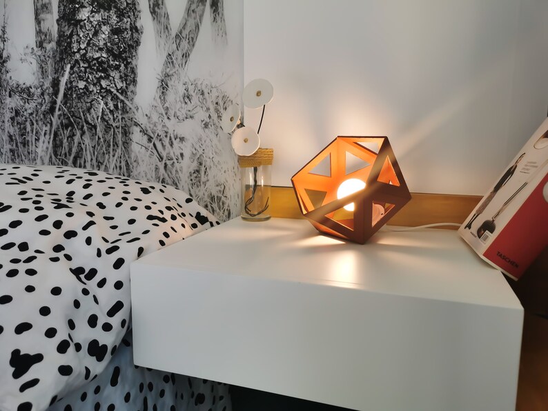 Petite lampe Origami bordeaux Leewalia lampe de chevet lampe d'appoint lampe design lampe graphique lampe géométrique image 5
