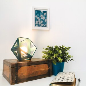 Kleine eend blauwe Origami lamp Leewalia bedlampje accentlamp designlamp grafische lamp geometrische lamp afbeelding 3