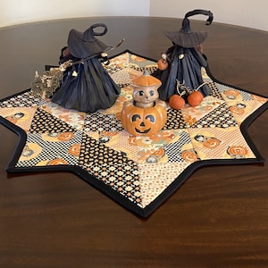 OOP Moda KITTY CORN Fabric by Urban Chiks Quilted Table Runner, Moda Fabric Table Topper Halloween Table Decor, Fall Halloween Table Runner