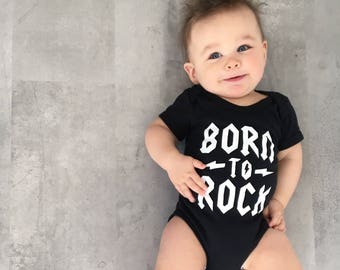 Geboren om te rocken baby bodysuit, baby outfit mee naar huis nemen, coole babykleding, nieuwe babycadeaus, alternatieve baby, rockster baby, heavy metal baby