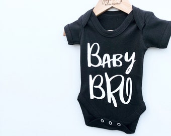 Baby Brother Bodysuit, Little Baby Bro, New Baby Announcement, New Birth Announcement, Baby Boy Clothes, Baby Shower Ideas Baby Shower Gifts