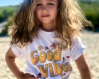 Good Vibes Kinder Sommer Shirt, Hippie Kleidung, Retro inspiriert T-Shirt