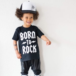 Born to Rock Kinder & Baby T-Shirt, Little Rocker, Rock Baby, Rock Baby, Heavy Metal Baby, Unisex Babykleidung, coole Baby Geschenke, Säugling Shirt Bild 2