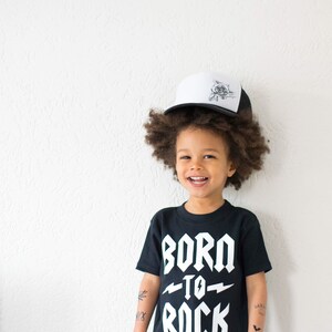 Born to Rock Kinder & Baby T-Shirt, Little Rocker, Rock Baby, Rock Baby, Heavy Metal Baby, Unisex Babykleidung, coole Baby Geschenke, Säugling Shirt Bild 3