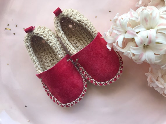Hecho a mano zapatos de bebé alpargatas de cuero rojo | Etsy España