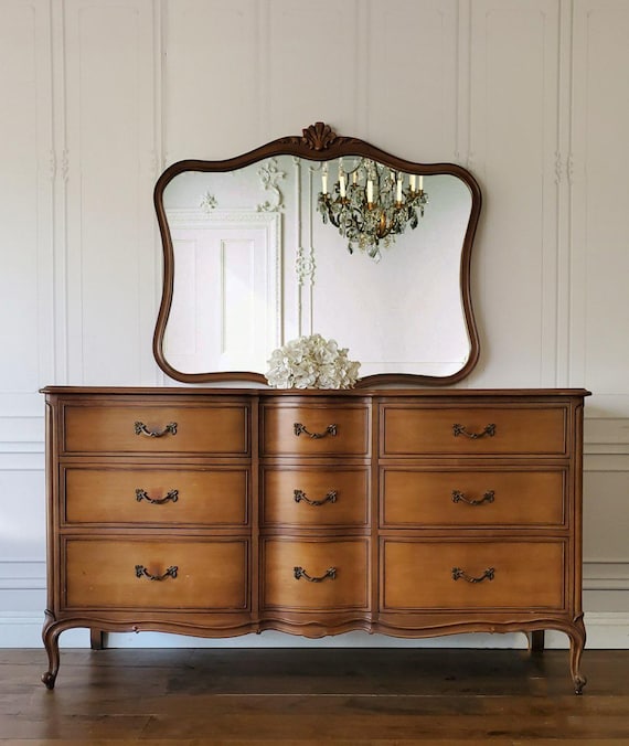 Pick Your Color! Free Shipping! Drexel Touraine Nine Drawer
