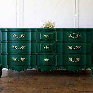 SIMILAR AVAILABLE! Free Shipping! Emerald Green Boudoir Thomasville Vintage Dresser Glam Shabby Chic French Provincial Bedroom Buffet