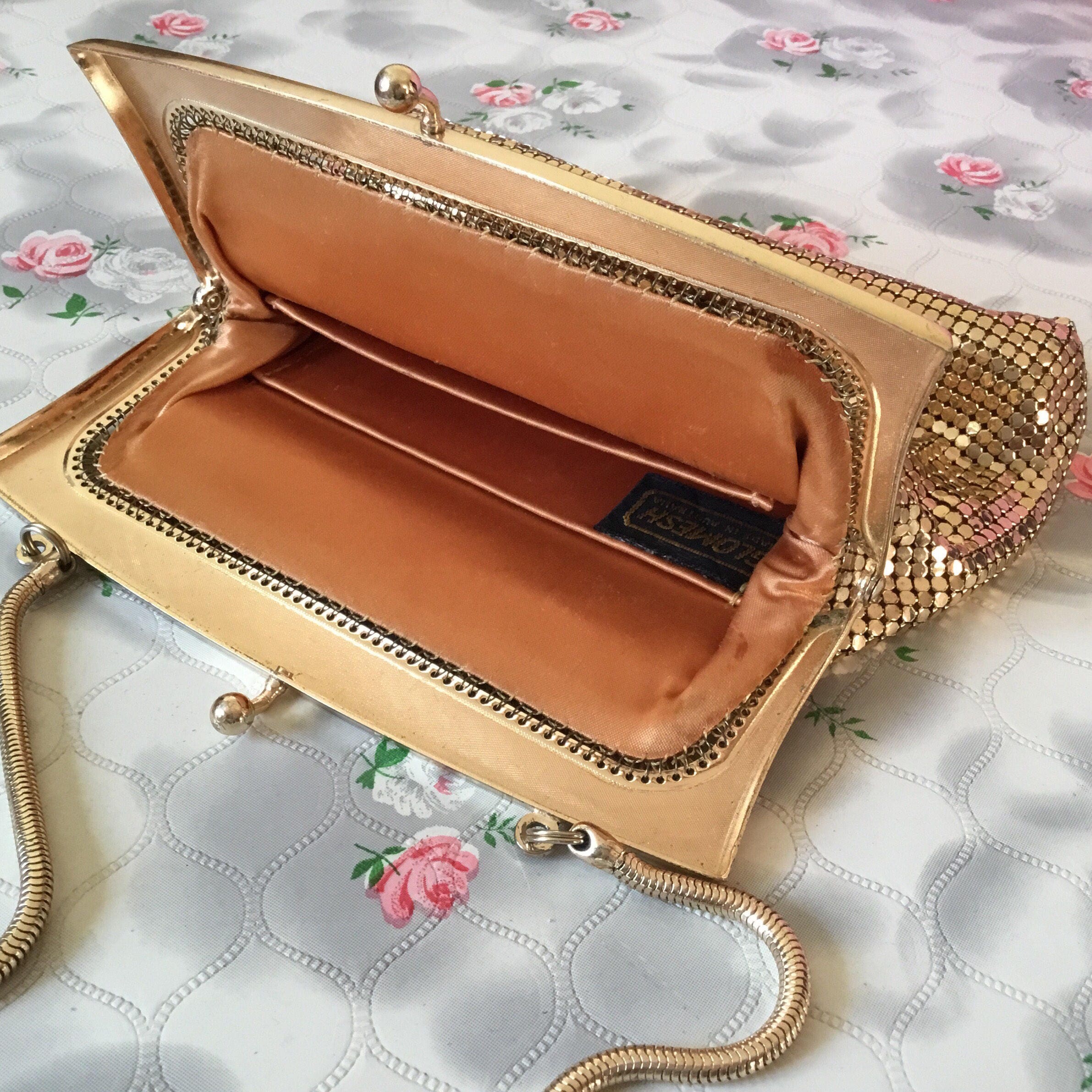 glo mesh purse