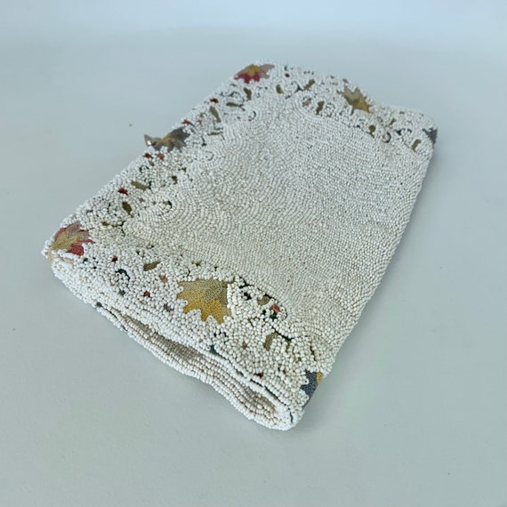 Vintage white beaded evening clutch purse, with e… - image 7