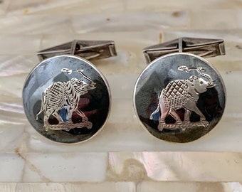 Siam sterling silver niello cuff links with elephants, 1920s 1930s vintage made in Thailand