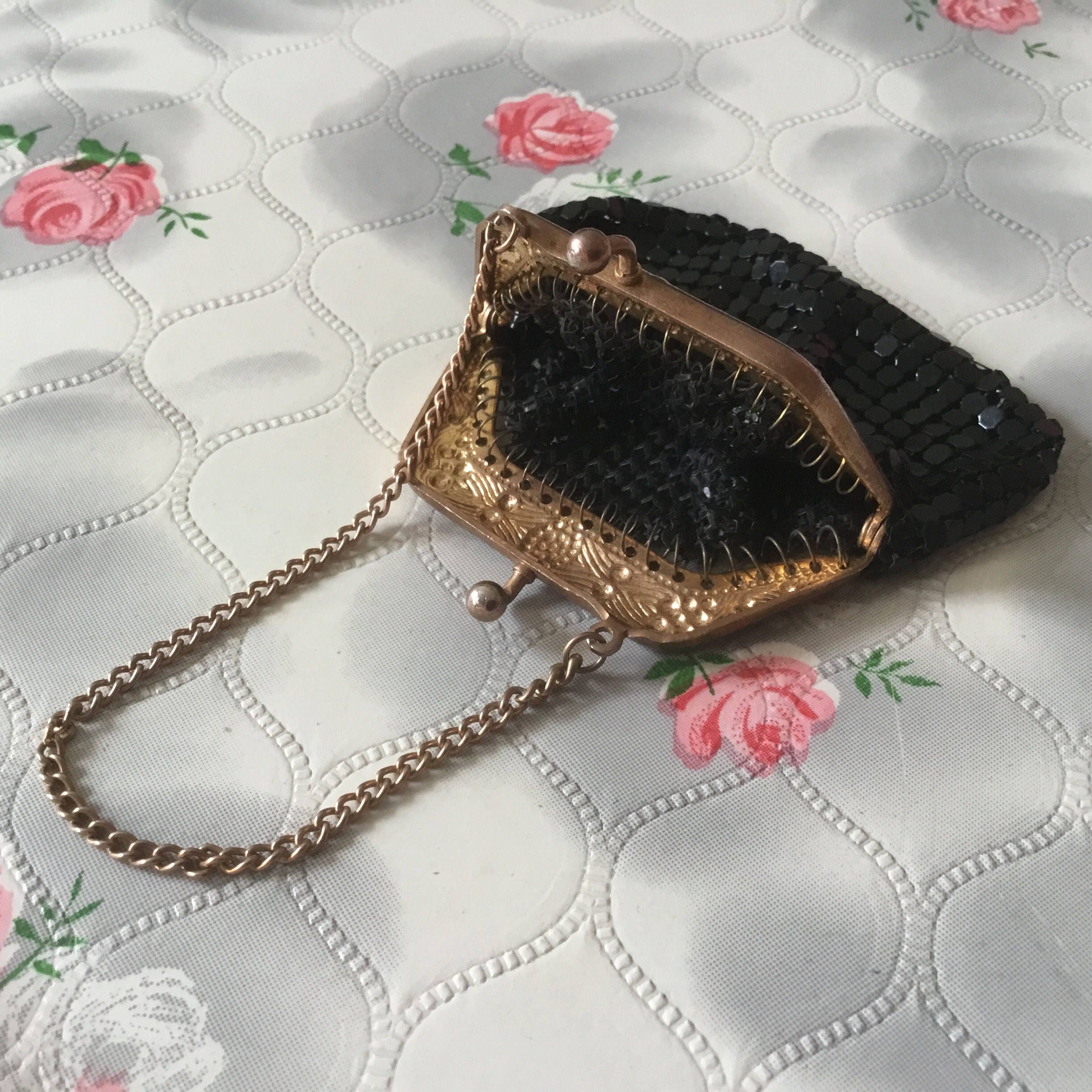 Vintage black mesh coin purse, c1930s, metal mail or alu-mesh coin ...