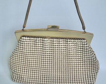 Glomesh cream metal mesh evening purse, made in Australia vintage chain mail party bag