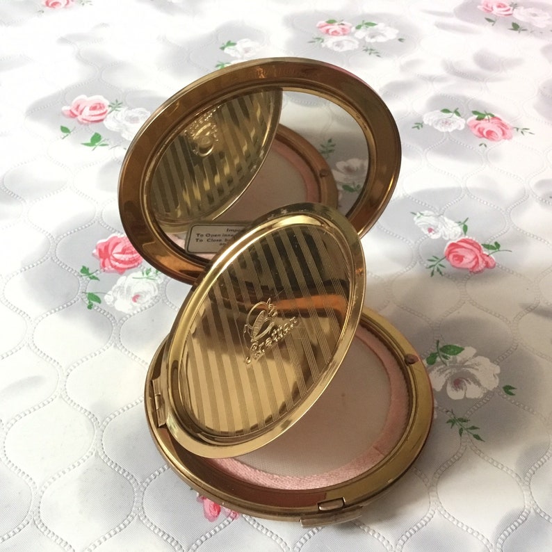 Stratton ballet powder compact with ballet dancers by Cecil Golding vintage Marquis ballerina makeup mirror c 1950s