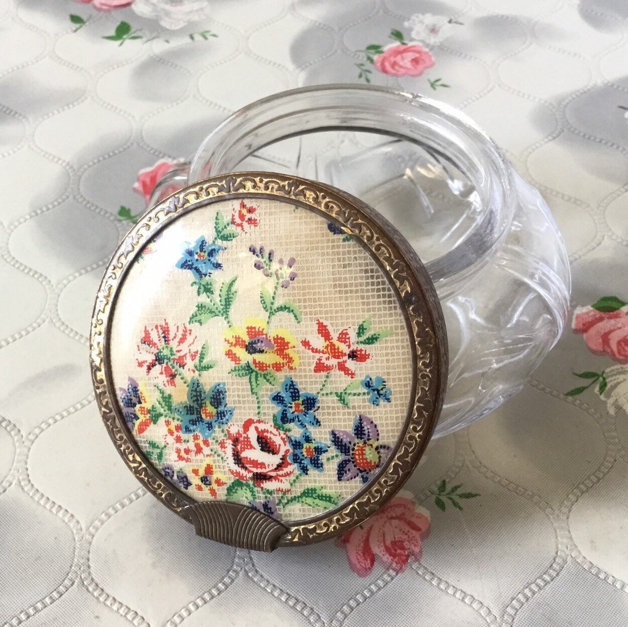 A pair of Vintage pressed glass trinket pots, glass vanity ...