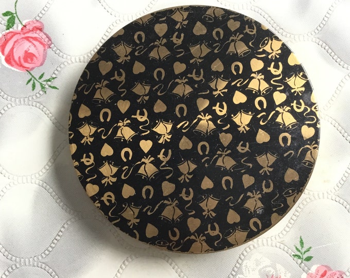 Vintage wedding loose powder compact with bells, lucky horseshoes and hearts confetti c1940s or 1950s, something old gift for bride